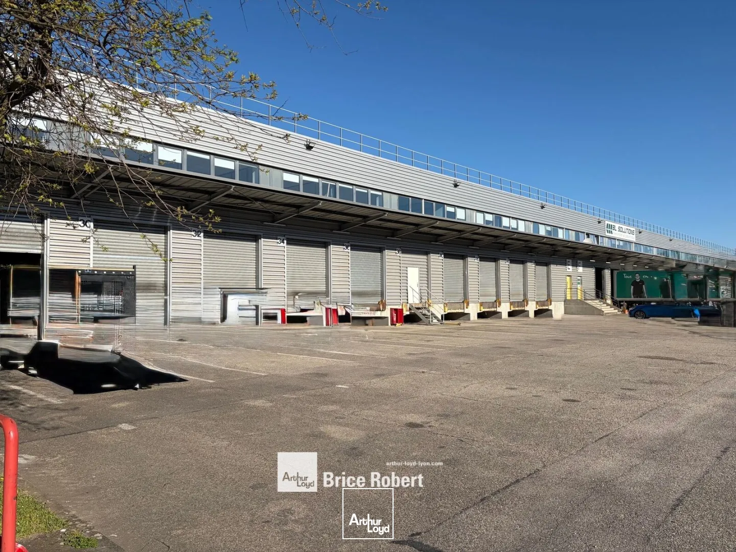 Locaux d'activité & Entrepôts - Location - MIONS - 69780 - 438-25465 - 7834705