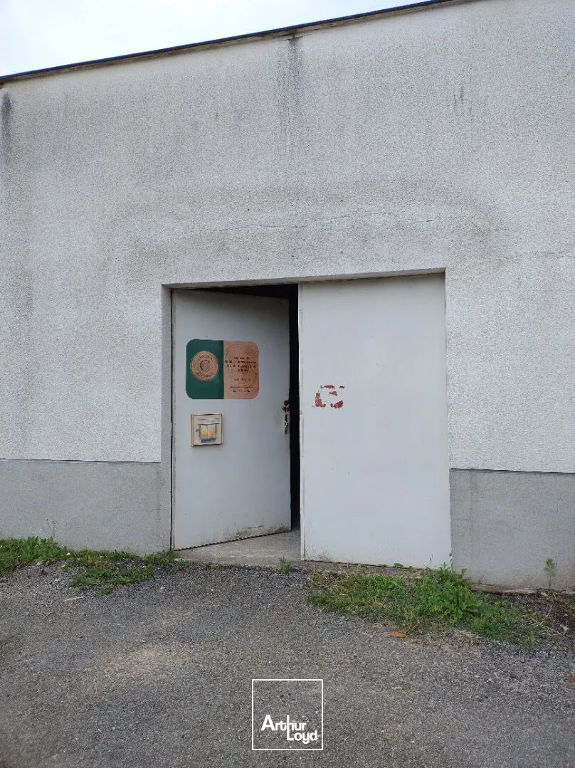 Locaux d'activité & Entrepôts - Location - FEYTIAT - 87220 - 110-110 - 7835823