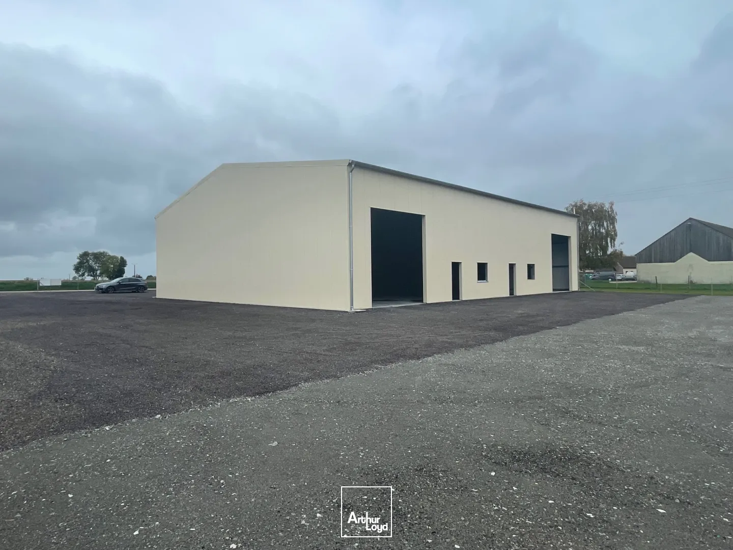 Locaux d'activité & Entrepôts - Location - VEXIN SUR EPTE - 27510 - 140-560 - 7836180