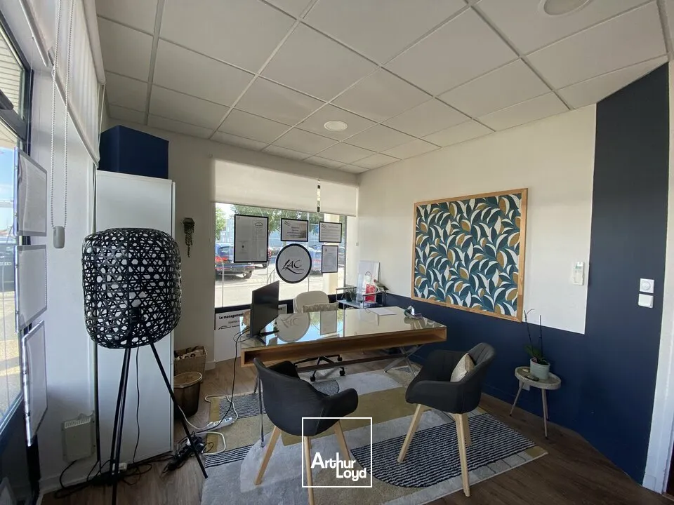 Locaux commerciaux - Location - LA ROCHELLE - 17000 - 170-170 - 7837296