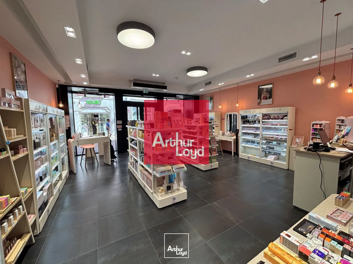 Locaux commerciaux - Location - GRENOBLE - 38000 - 148.4-148.4 - 7837428