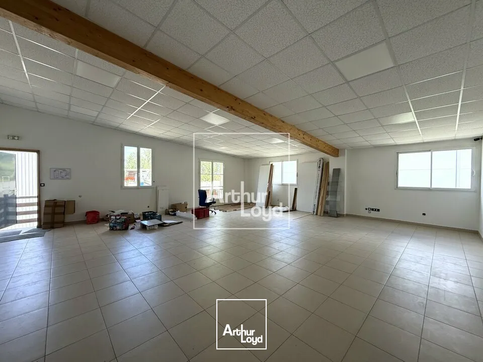 Locaux d'activité & Entrepôts - Location - VULAINES-SUR-SEINE - 77870 - 83-433 - 7838778