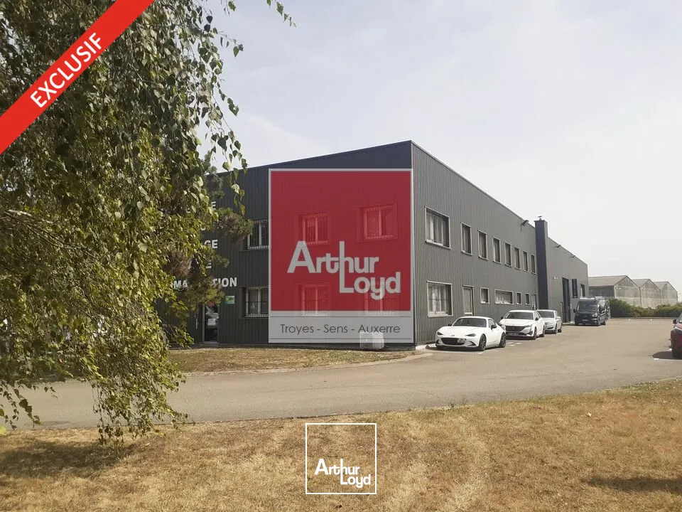 Locaux d'activité & Entrepôts - Location - LA CHAPELLE-SAINT-LUC - 10600 - 879-6704 - 7838818