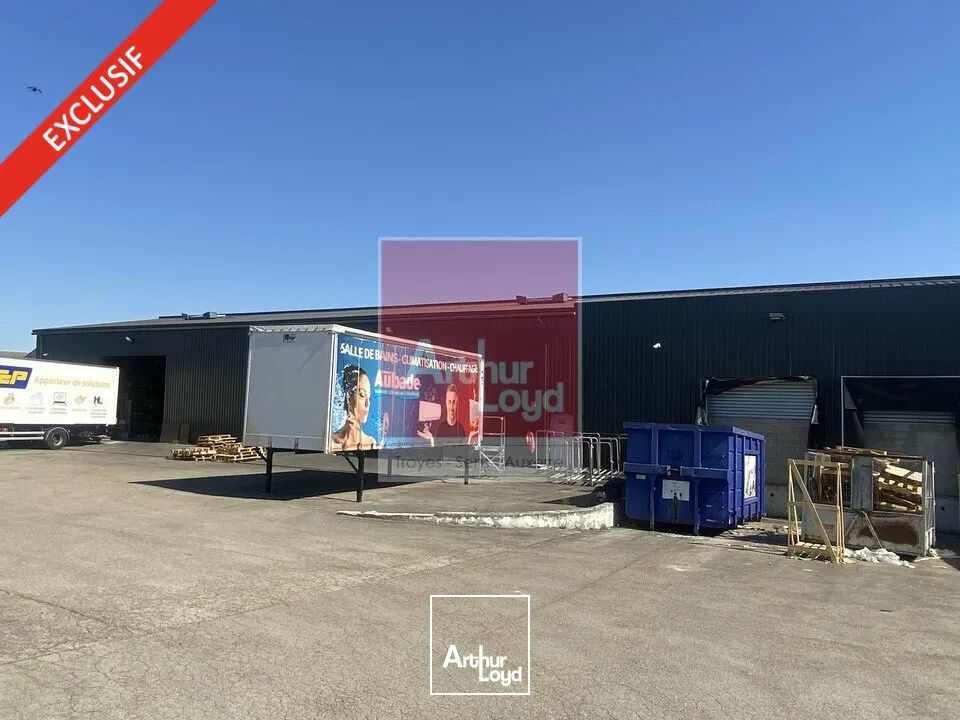 Locaux d'activité & Entrepôts - Location - LA CHAPELLE-SAINT-LUC - 10600 - 879-6704 - 7838826