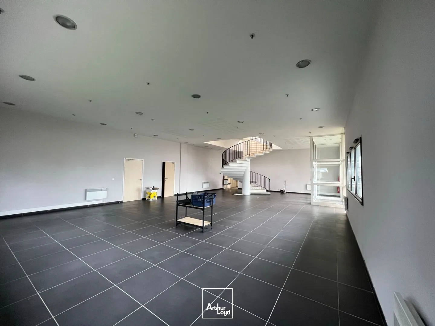 Locaux d'activité & Entrepôts - Location - GONESSE - 95500 - 9490-9490 - 7839139