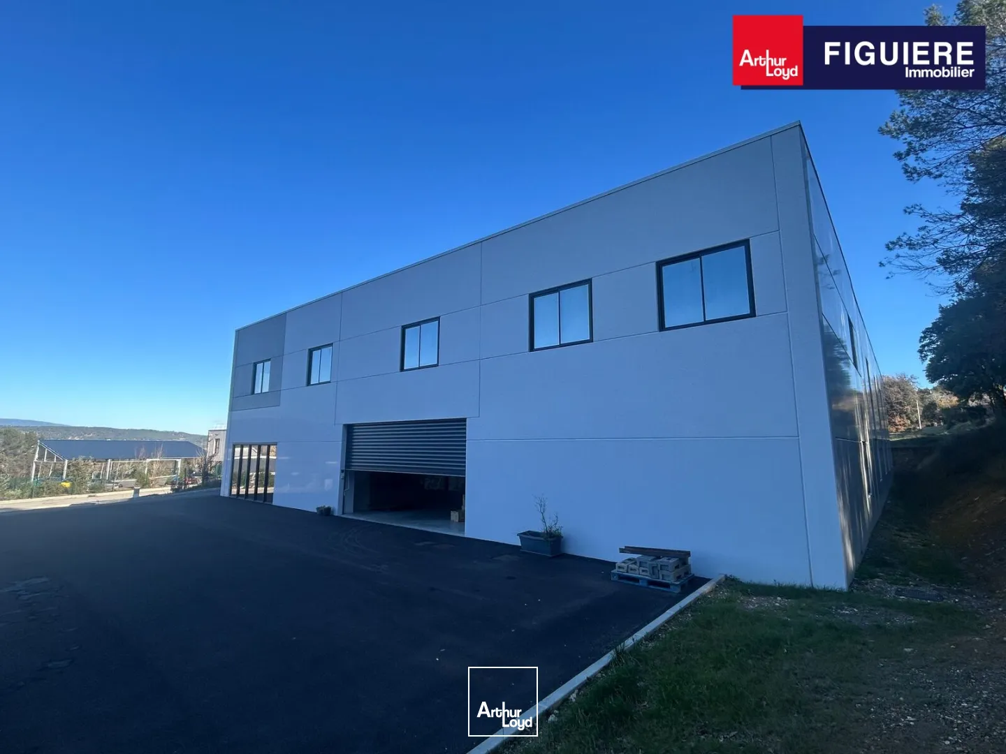 Locaux d'activité & Entrepôts - Location - SAINT ESTEVE JANSON - 13610 - 1139-1139 - 7840727