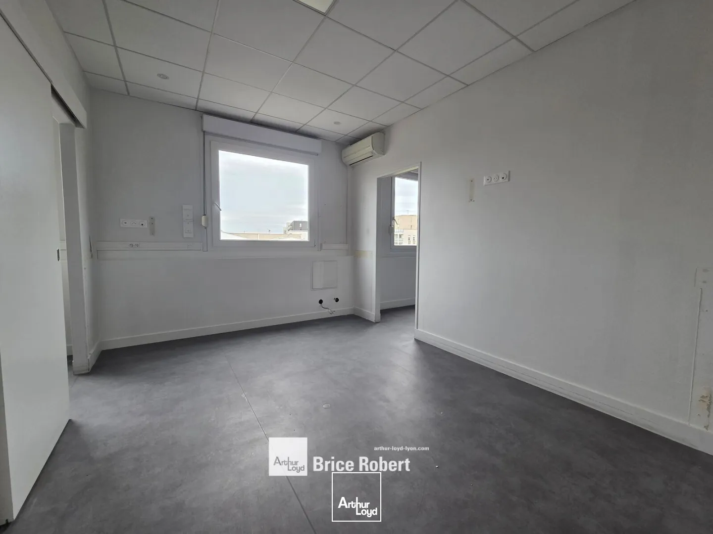 Bureaux - Location - DECINES CHARPIEU - 69150 - 138-138 - 7847427