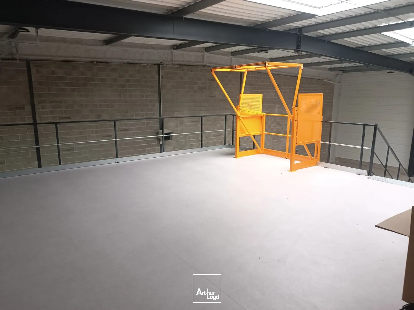 Locaux d'activité & Entrepôts - Location - BEAUVAIS - 60000 - 545-545 - 7848617
