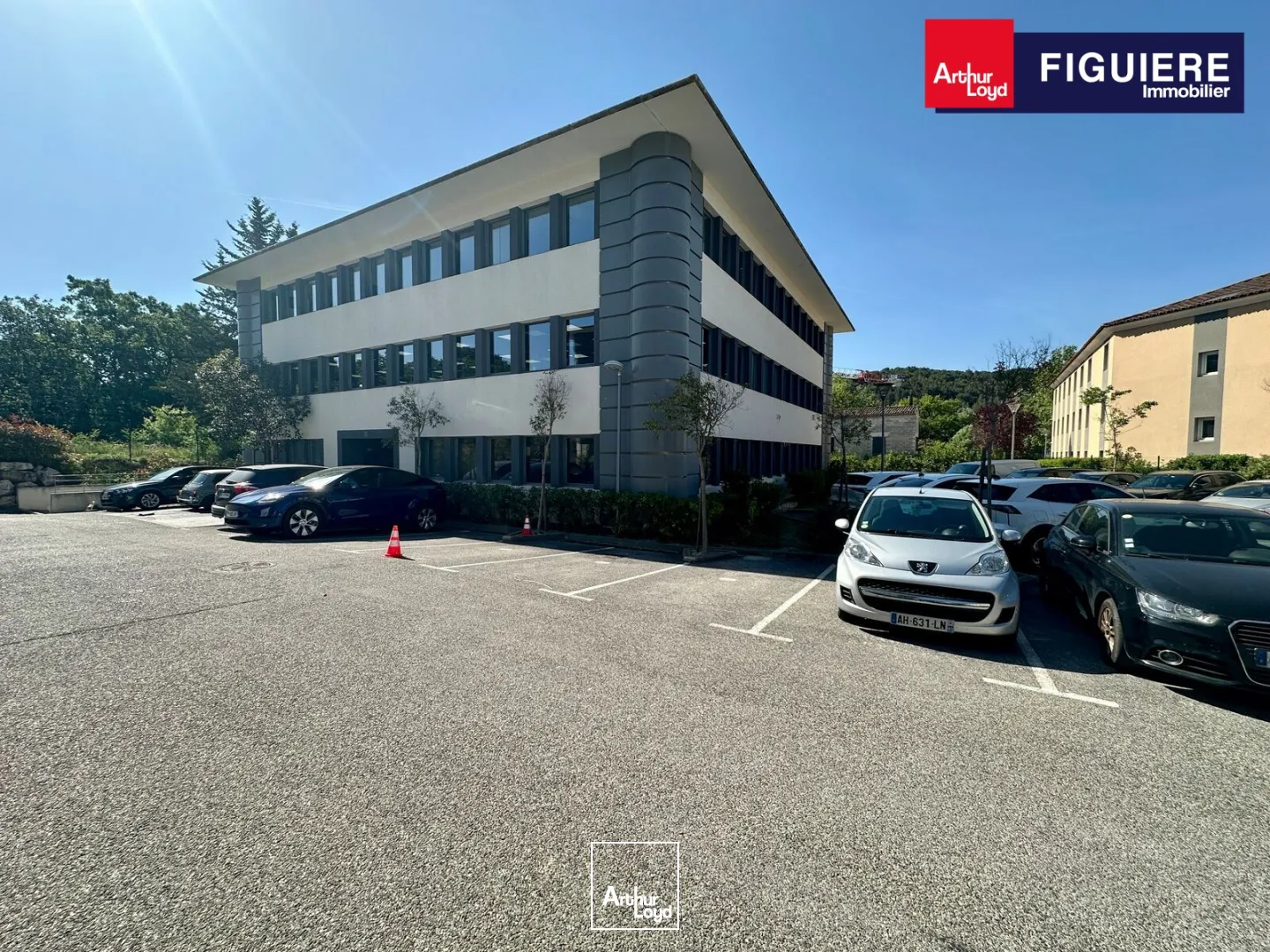 Bureaux - Location - LE THOLONET - 13100 - 68.35-68.35 - 7850019