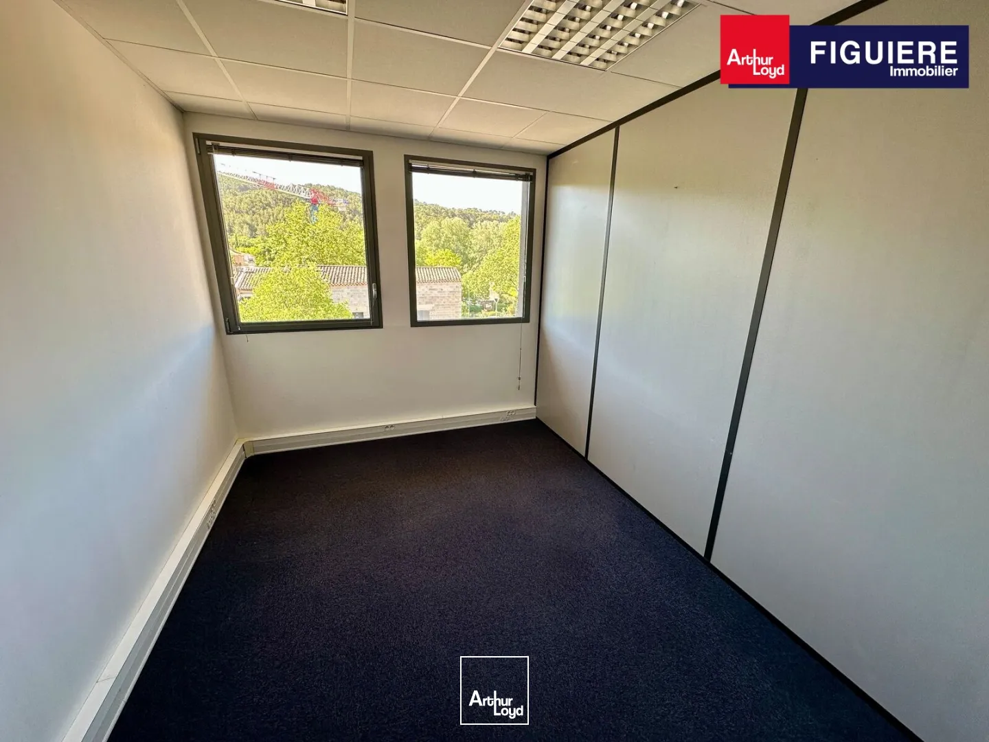 Bureaux - Location - LE THOLONET - 13100 - 68.35-68.35 - 7850020