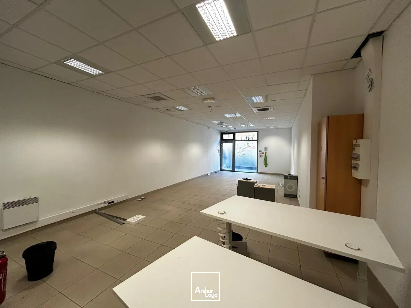 Locaux commerciaux - Location - MARSEILLE - 13003 - 80-80 - 7851021