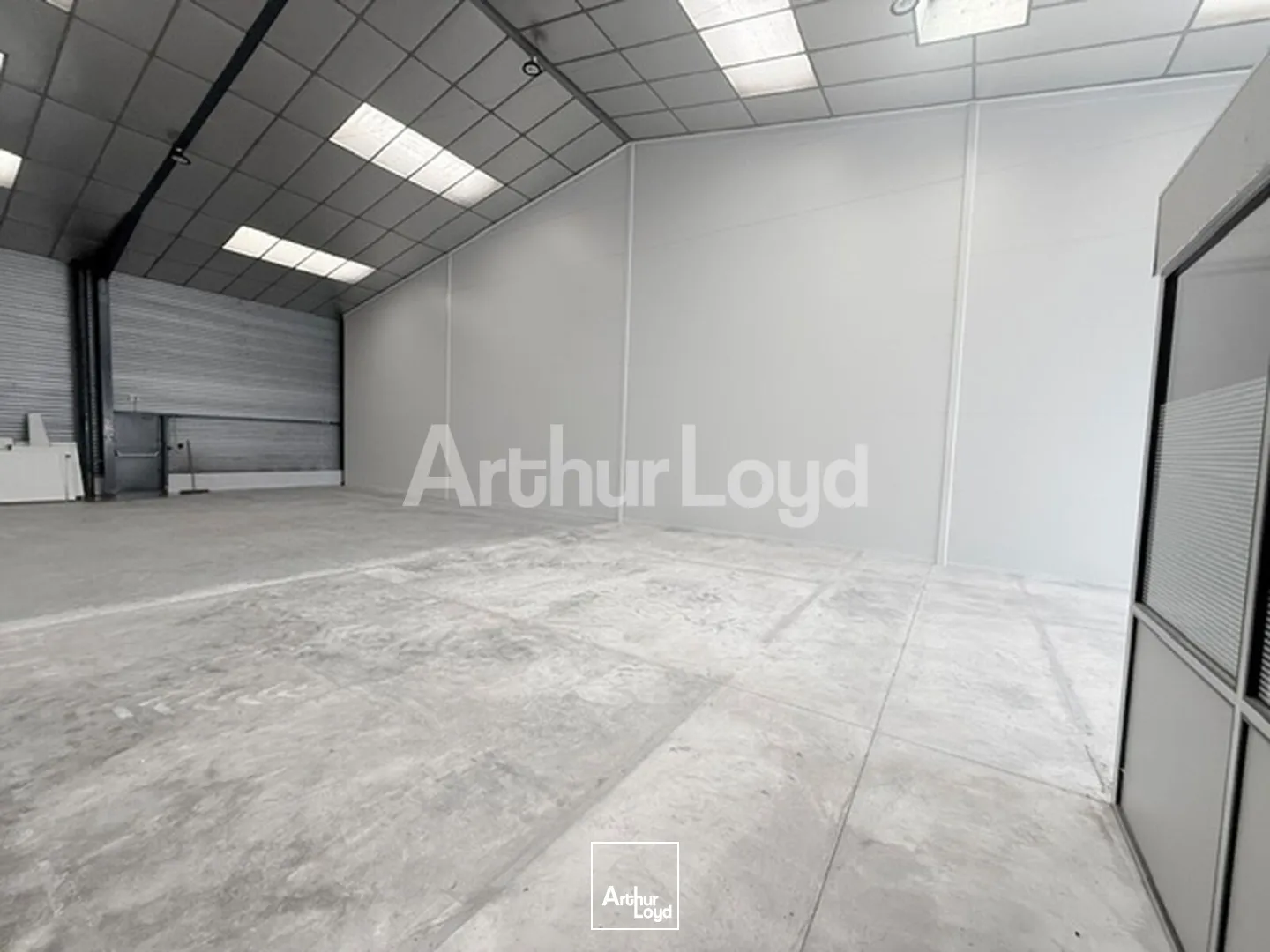 Locaux d'activité & Entrepôts - Location - VITRY EN ARTOIS - 62490 - 500-500 - 7854020