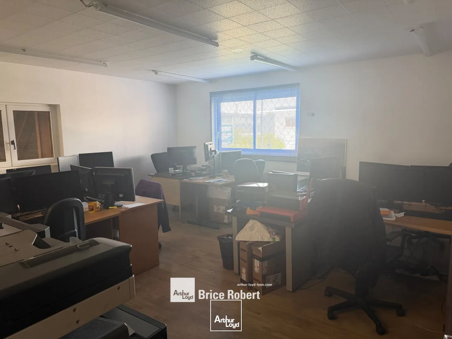 Locaux d'activité & Entrepôts - Location - VAULX EN VELIN - 69120 - 480-480 - 7855825