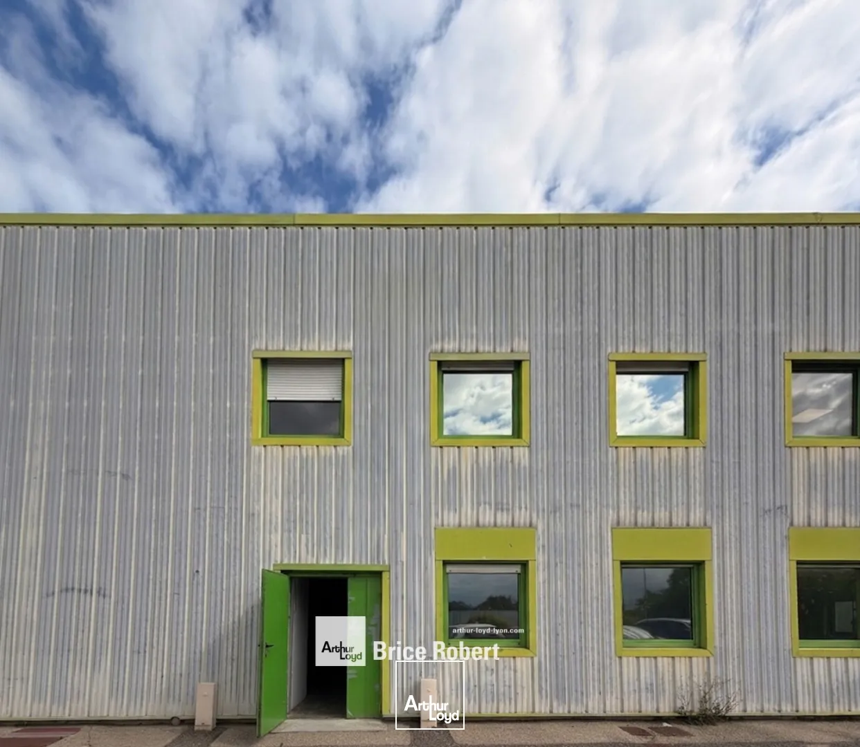 Locaux d'activité & Entrepôts - Location - GREZIEU LA VARENNE - 69290 - 126-126 - 7855828