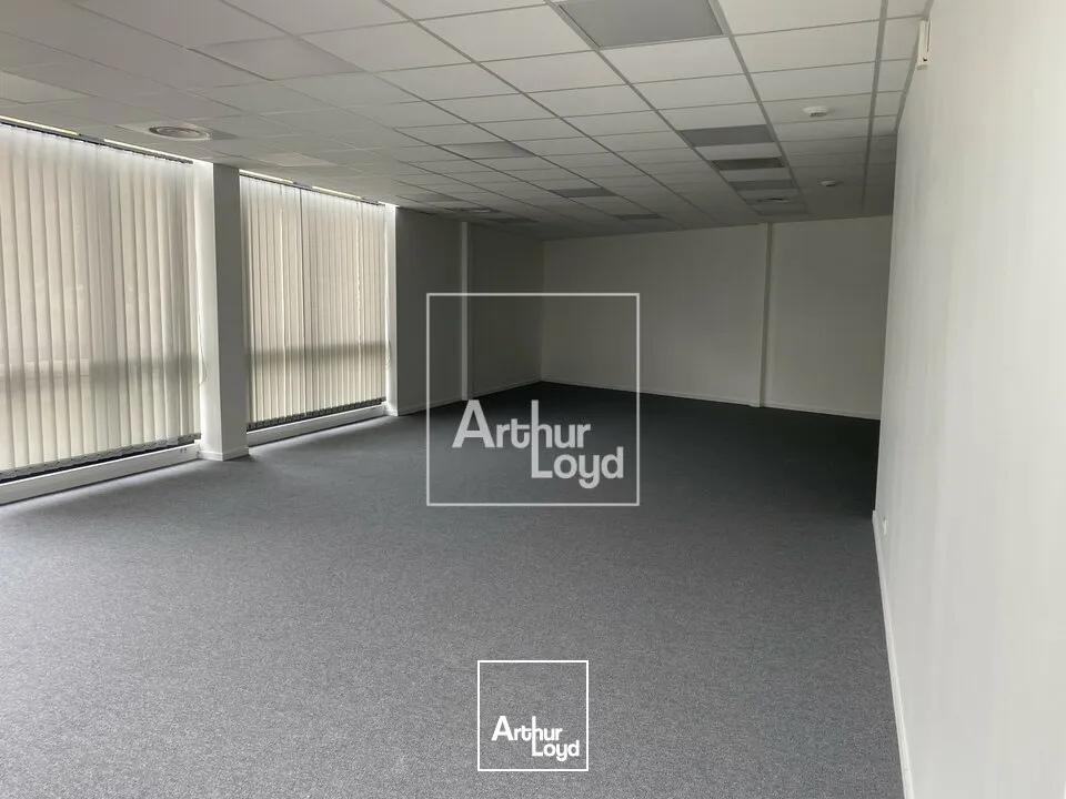 Locaux d'activité & Entrepôts - Location - GRIGNY - 91350 - 376.66-1274.1 - 7856265