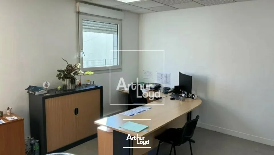 Locaux d'activité & Entrepôts - Location - MORANGIS - 91420 - 1950-1950 - 7856300