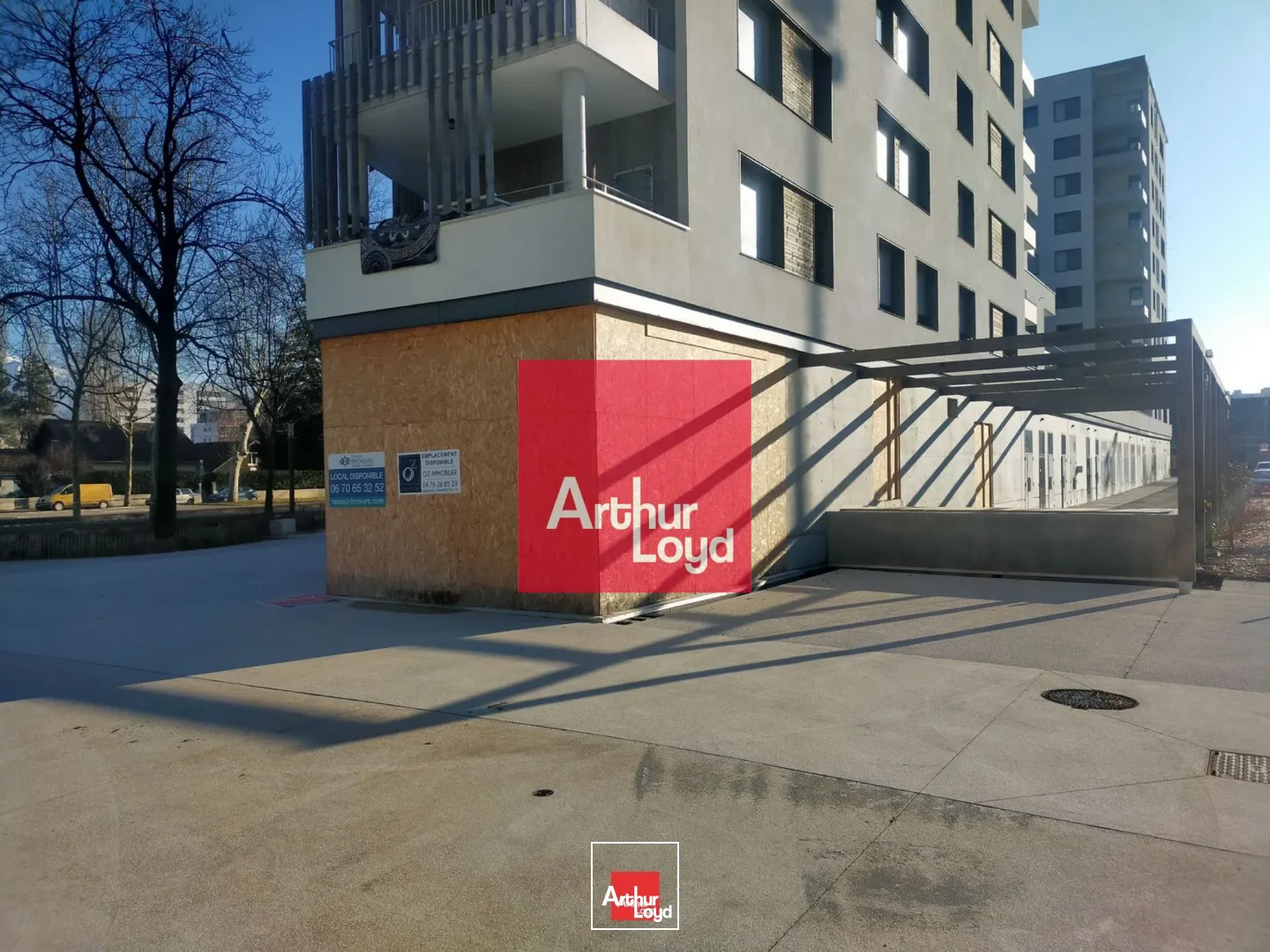 Locaux commerciaux - Location - LE PONT DE CLAIX - 38800 - 235-235 - 7856478