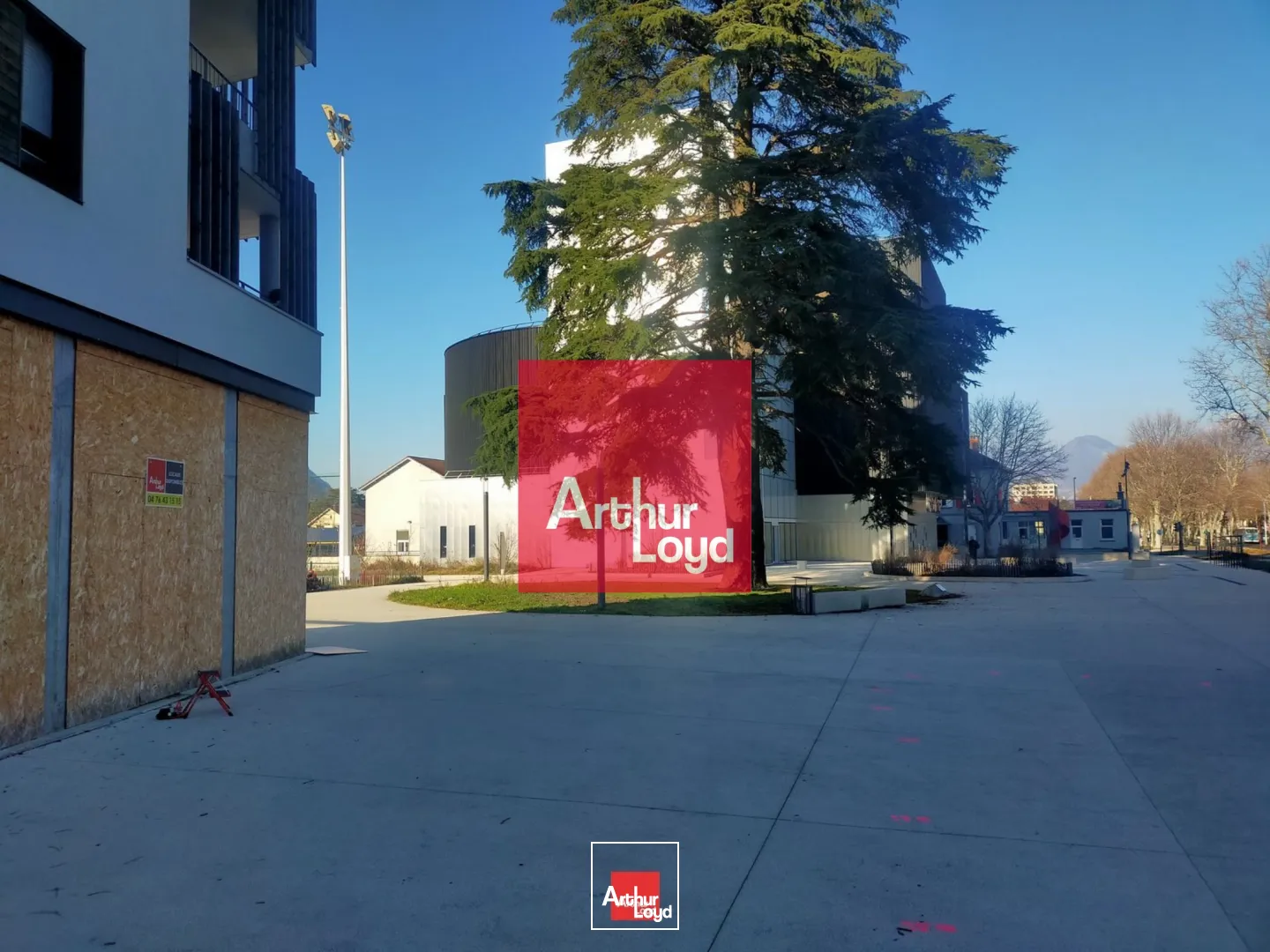 Locaux commerciaux - Location - LE PONT DE CLAIX - 38800 - 235-235 - 7856479
