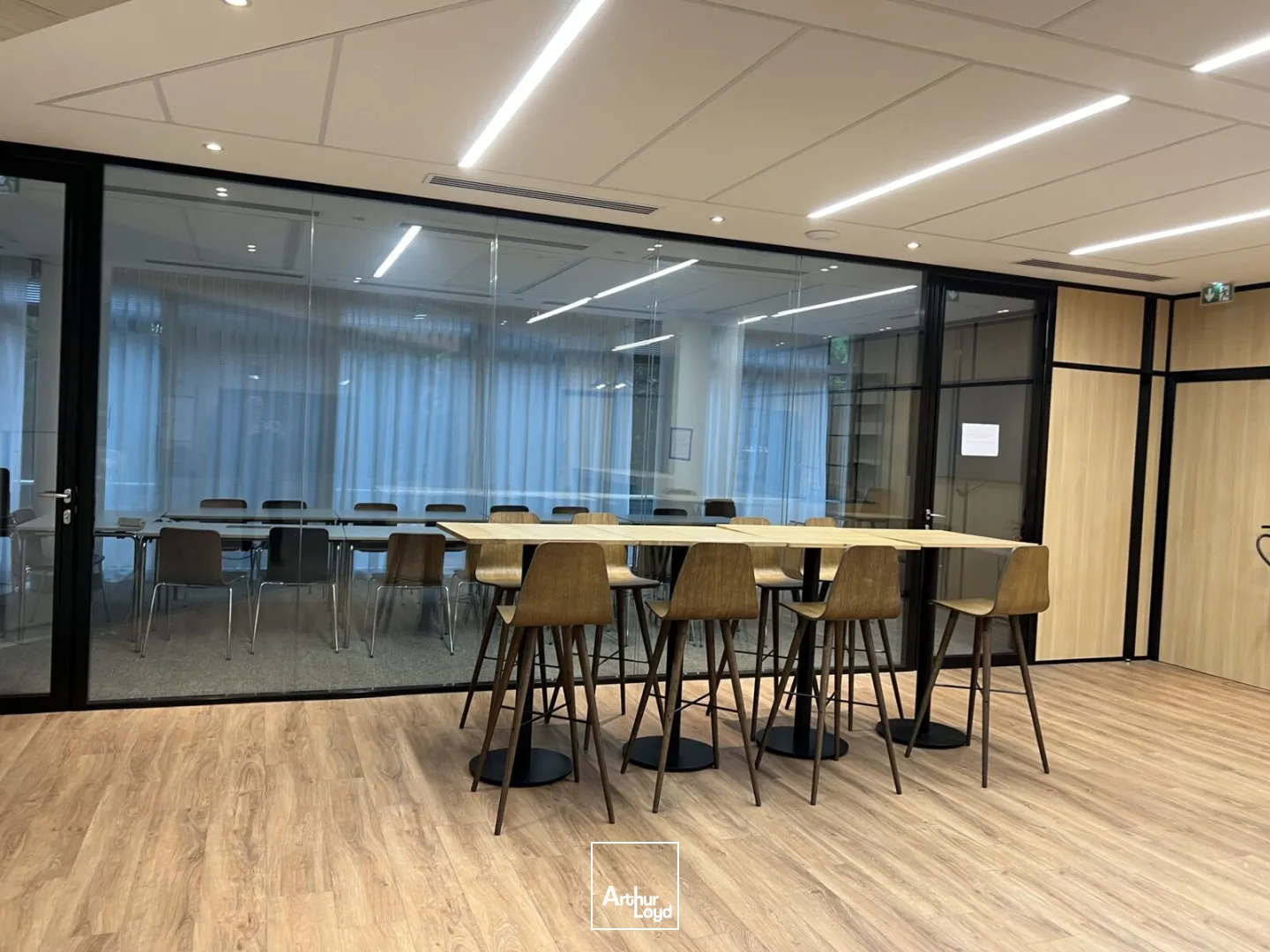 Bureaux - Location - ISSY LES MOULINEAUX - 92130 - 787-3541 - 7856612