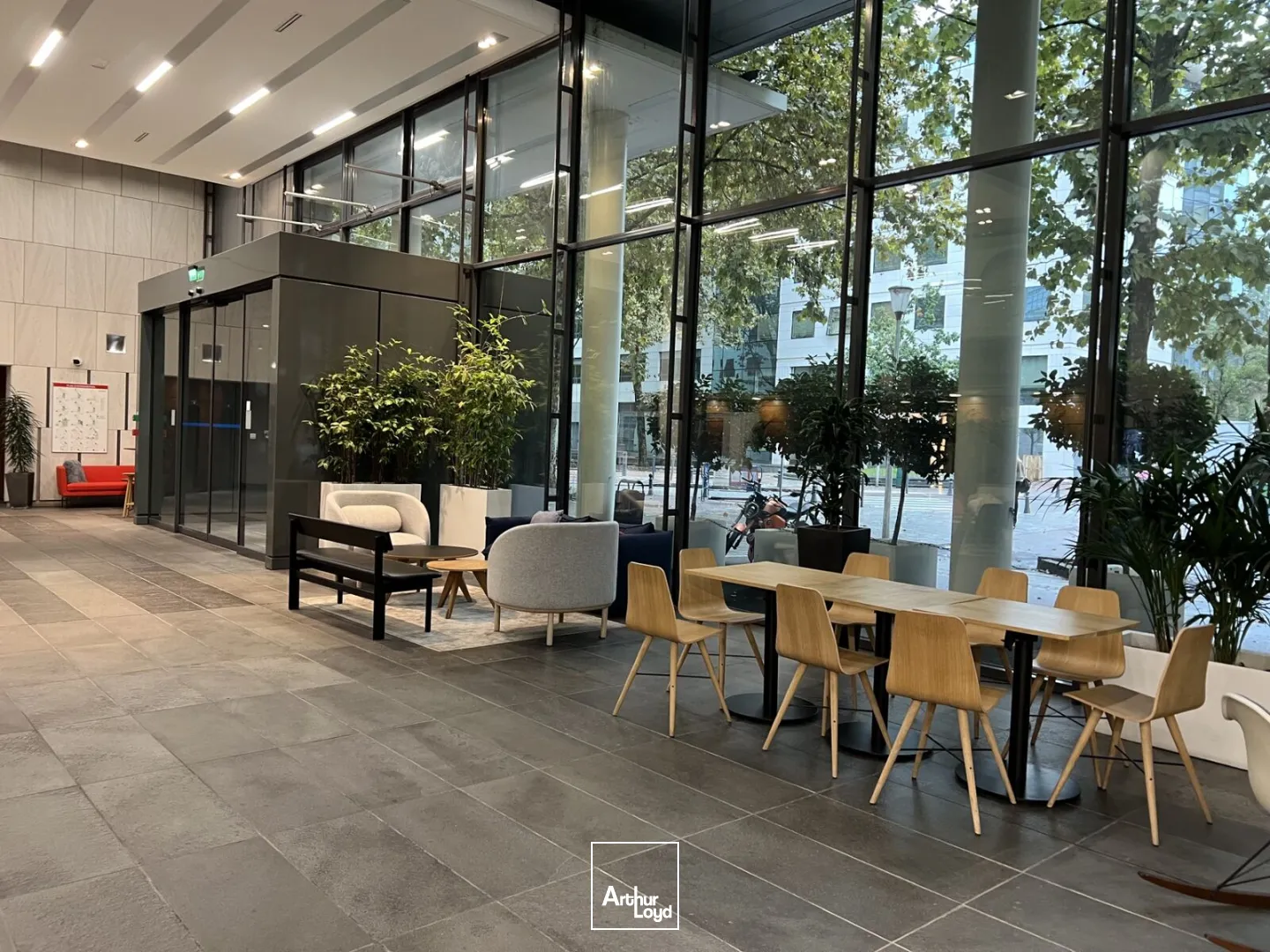 Bureaux - Location - ISSY LES MOULINEAUX - 92130 - 787-3541 - 7856613
