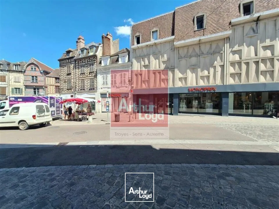 Locaux commerciaux - Location - AUXERRE - 89000 - 120-120 - 7857130