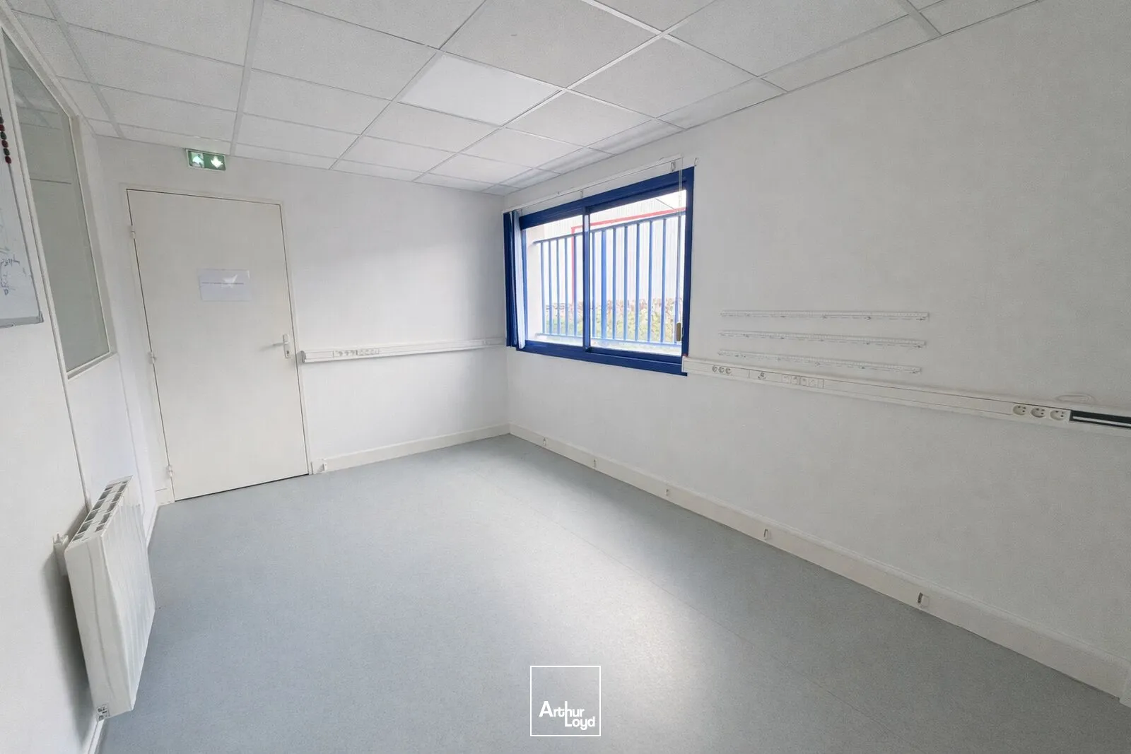 Bureaux - Vente - SAINT JEAN DE BRAYE - 45800 - 320-320 - 7857298