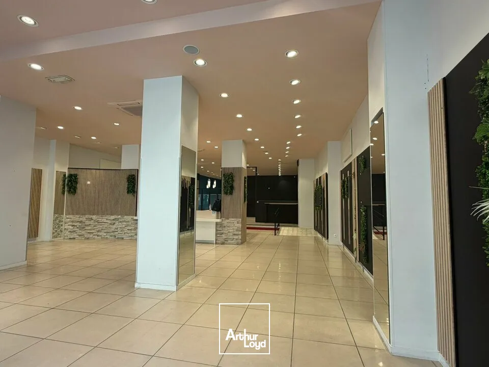 Locaux commerciaux - Location - BOURGES - 18000 - 304-304 - 7857361