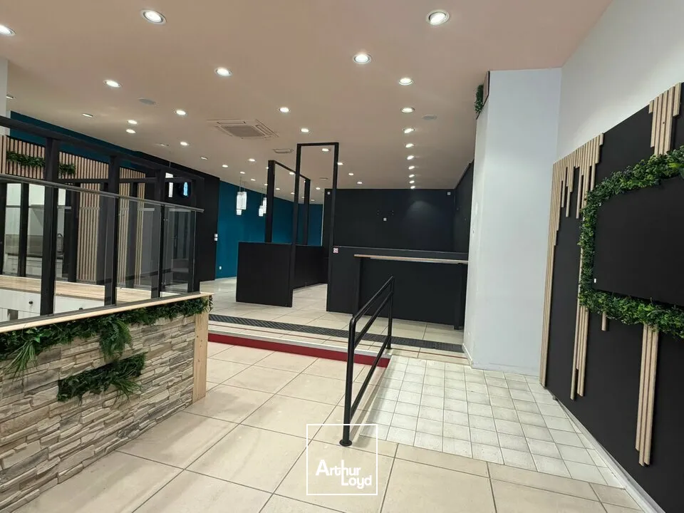 Locaux commerciaux - Location - BOURGES - 18000 - 304-304 - 7857362