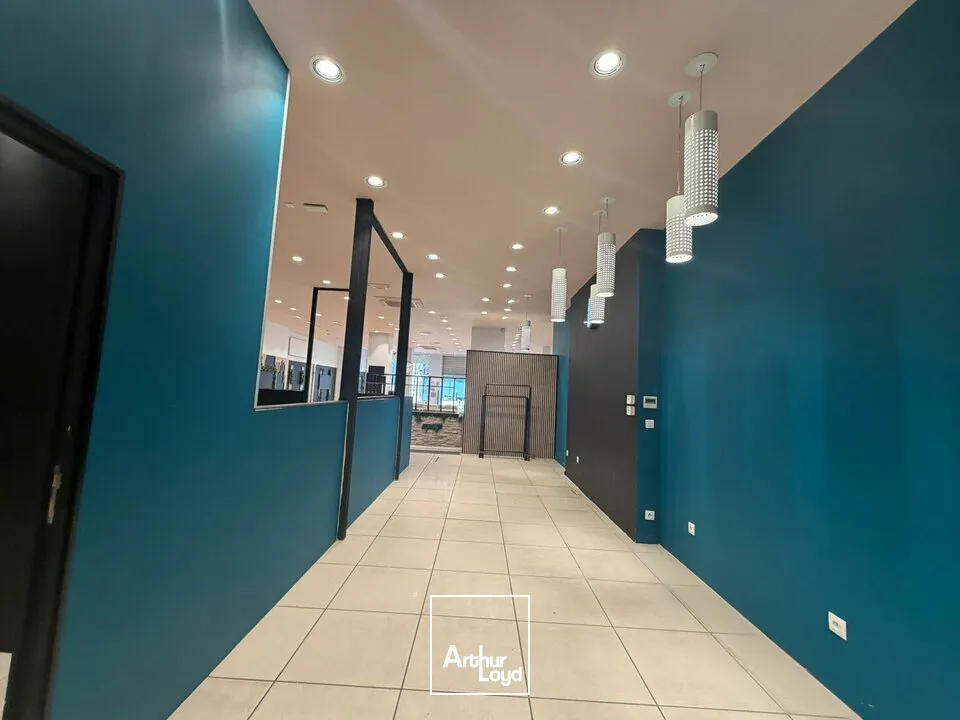 Locaux commerciaux - Location - BOURGES - 18000 - 304-304 - 7857365