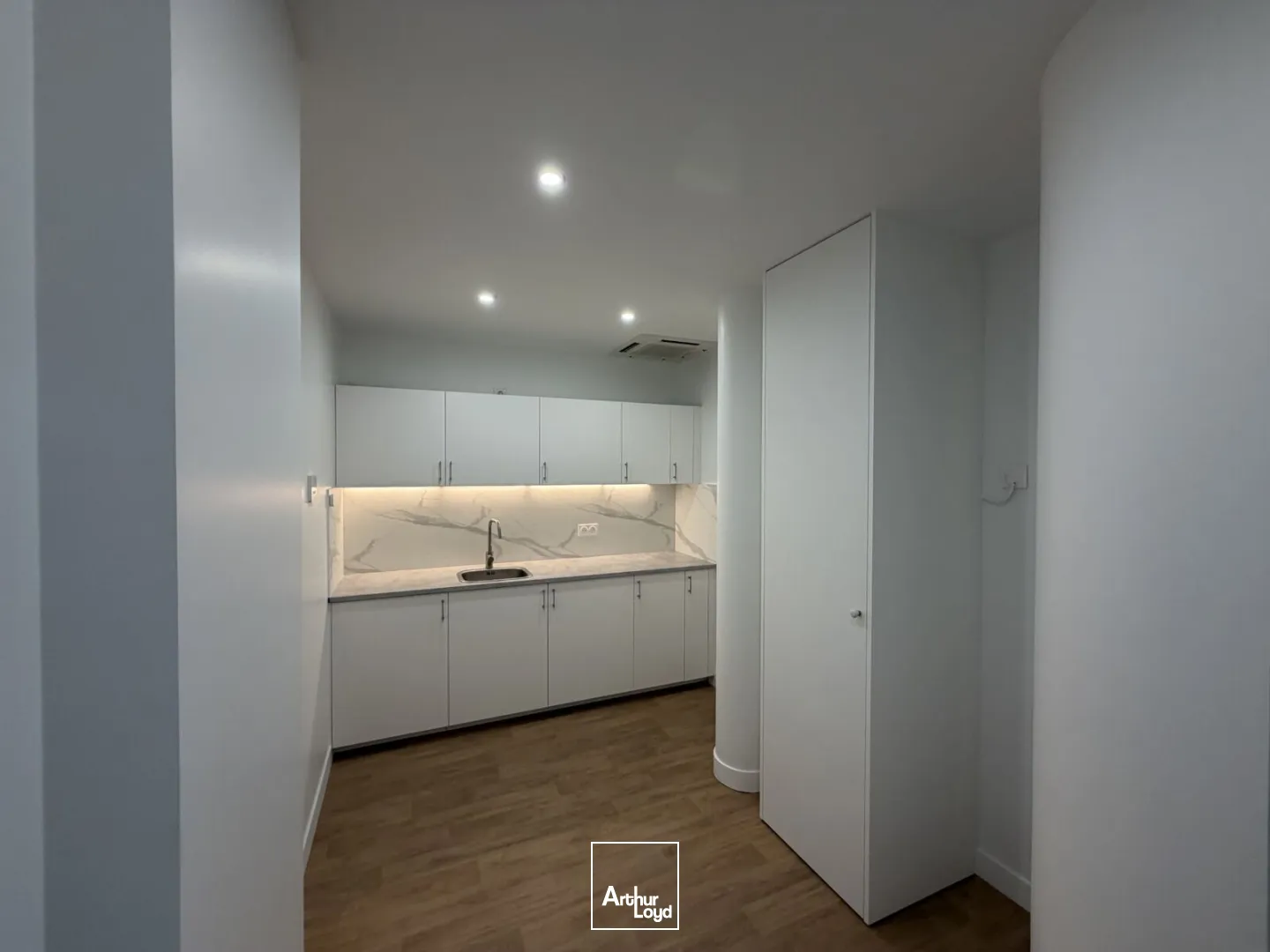 Bureaux - Location - LEVALLOIS PERRET - 92300 - 156.5-156.5 - 7857445