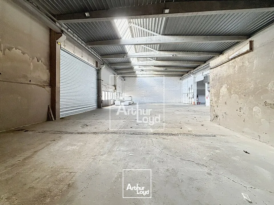 Locaux d'activité & Entrepôts - Location - MOISSY CRAMAYEL - 77550 - 2744-2744 - 7857878