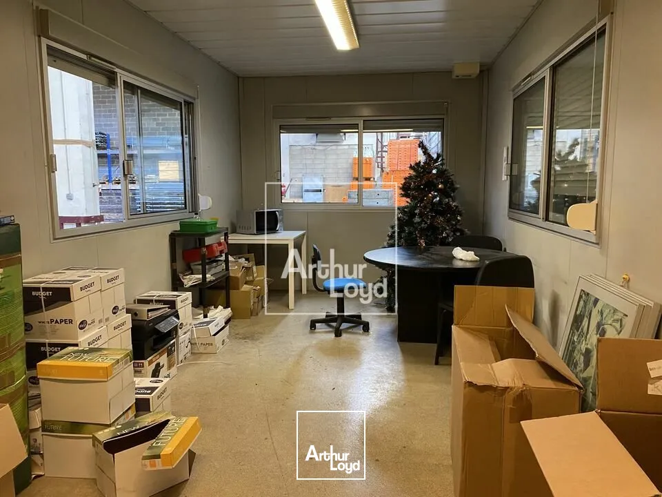 Locaux d'activité & Entrepôts - Location - MOISSY CRAMAYEL - 77550 - 2744-2744 - 7857879