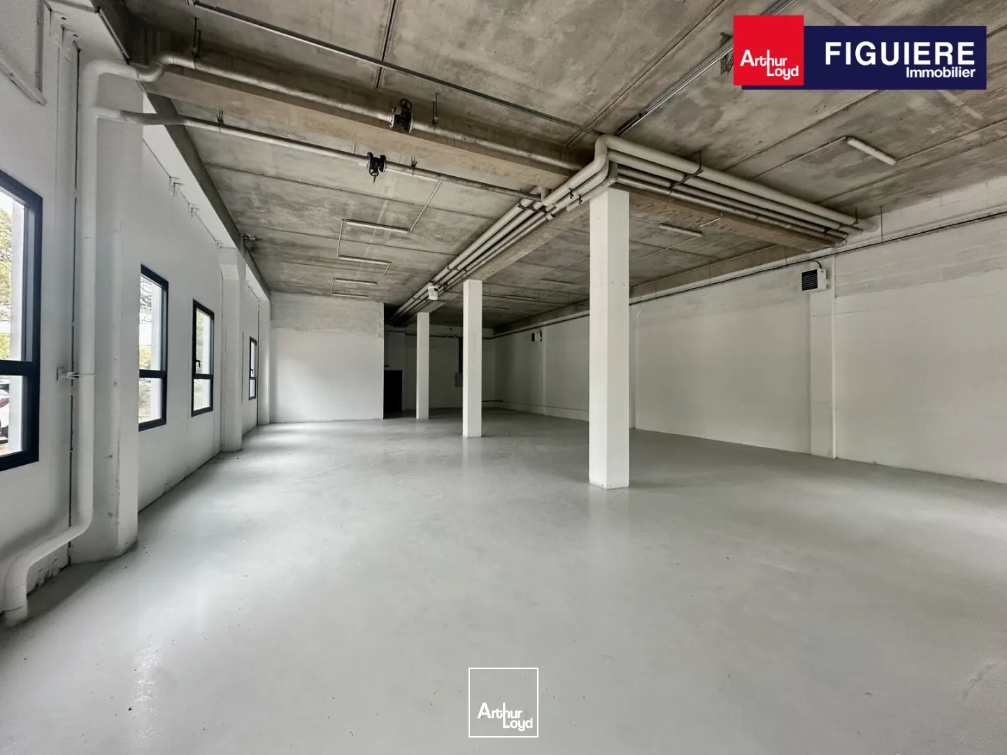 Locaux d'activité & Entrepôts - Location - VITROLLES - 13127 - 240-240 - 7857964