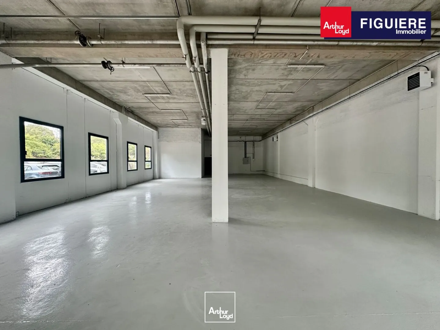 Locaux d'activité & Entrepôts - Location - VITROLLES - 13127 - 240-240 - 7857965