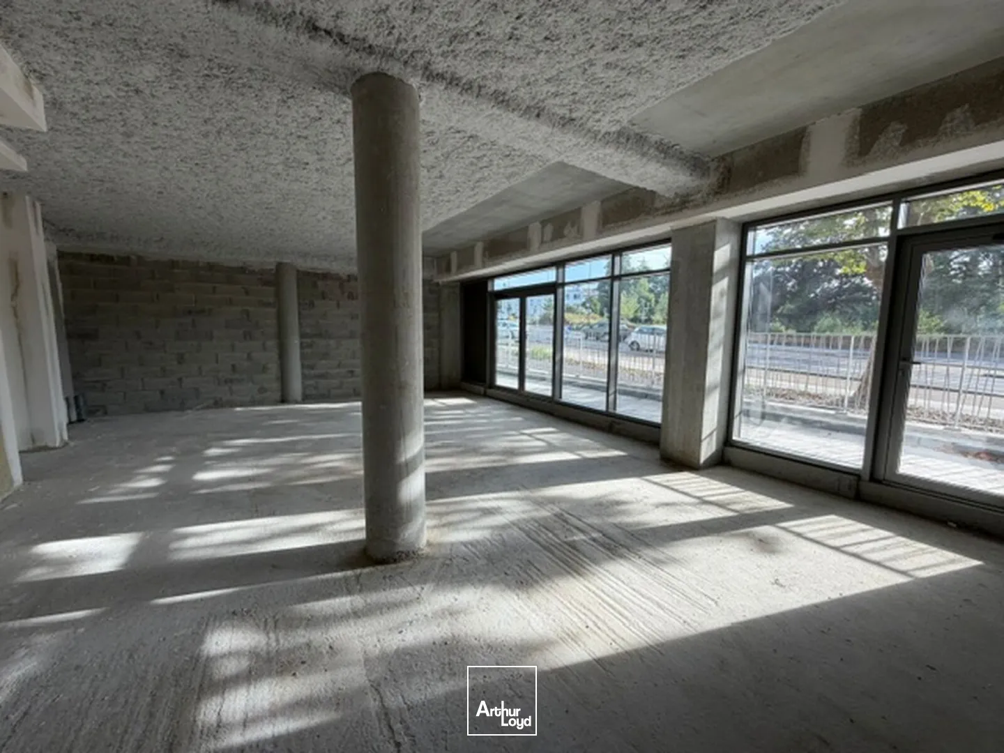 Locaux commerciaux - Location - BREST - 29200 - 93.15-235.3 - 7858037