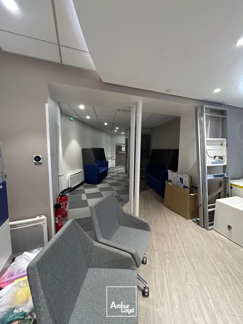 Locaux commerciaux - Location - NANTES - 44000 - 200-200 - 7858144