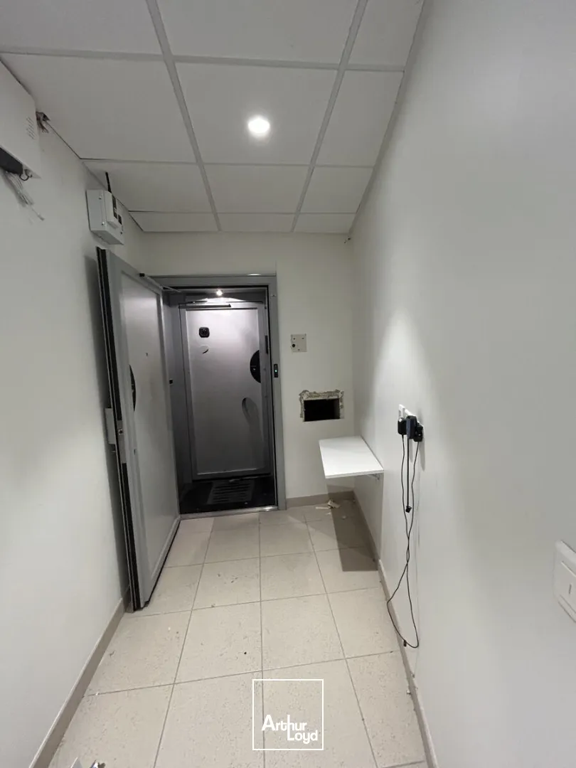 Locaux commerciaux - Location - NANTES - 44000 - 200-200 - 7858149