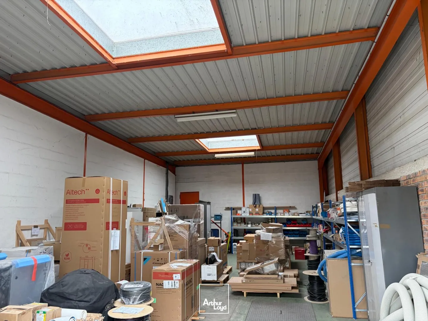 Locaux d'activité & Entrepôts - Vente - CERGY - 95000 - 1650.28-1650.28 - 7858207