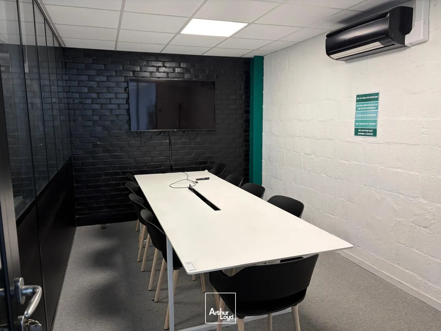 Locaux d'activité & Entrepôts - Vente - CERGY - 95000 - 1650.28-1650.28 - 7858209