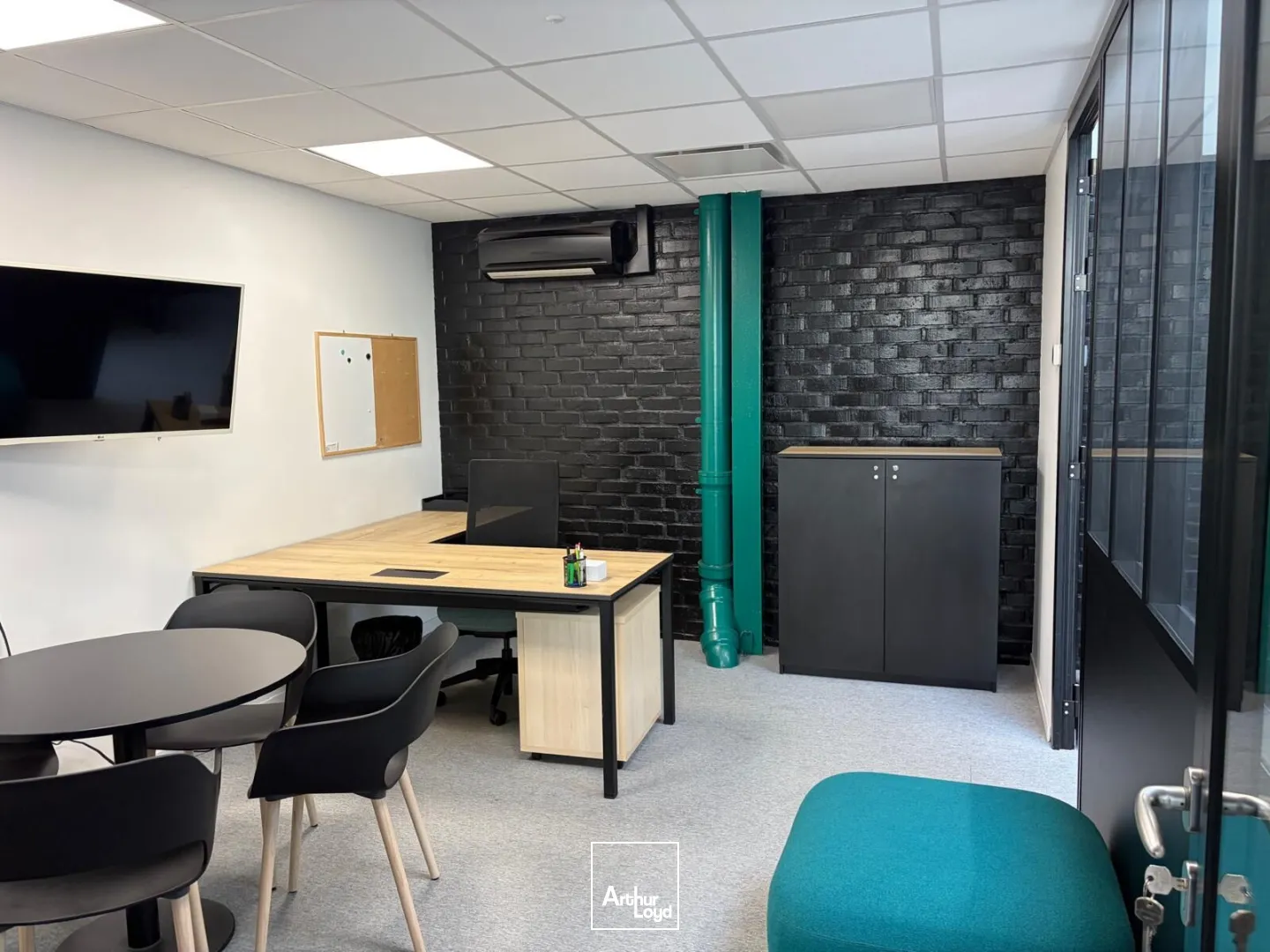 Locaux d'activité & Entrepôts - Vente - CERGY - 95000 - 1650.28-1650.28 - 7858210