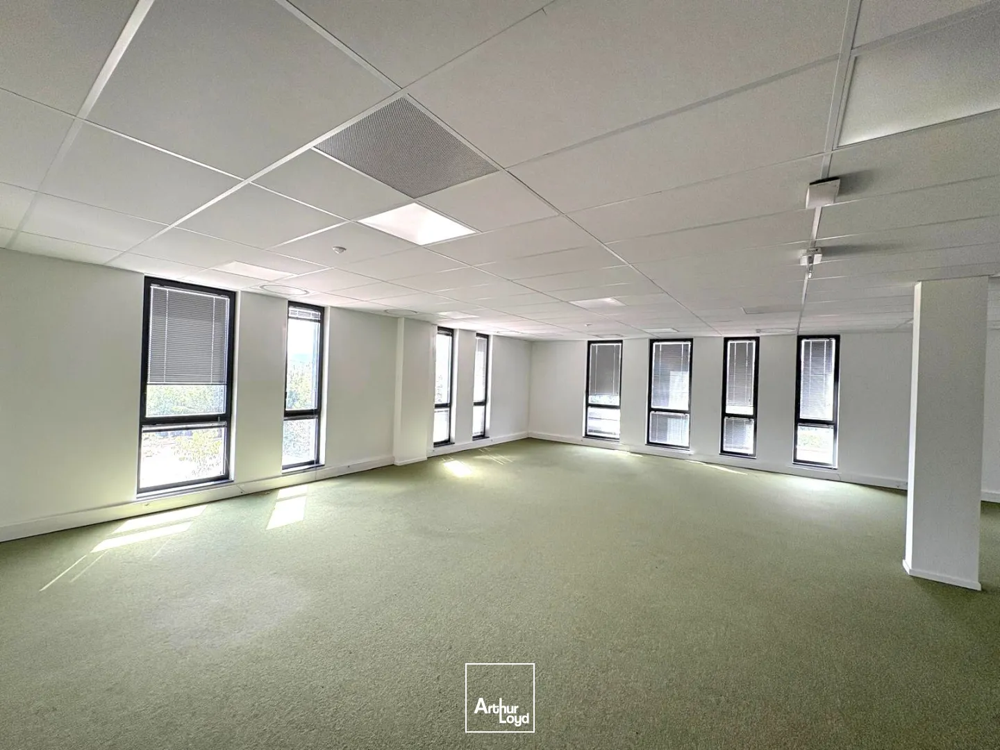 Bureaux - Vente - AUBAGNE - 13400 - 618.8-1995.69 - 7858266