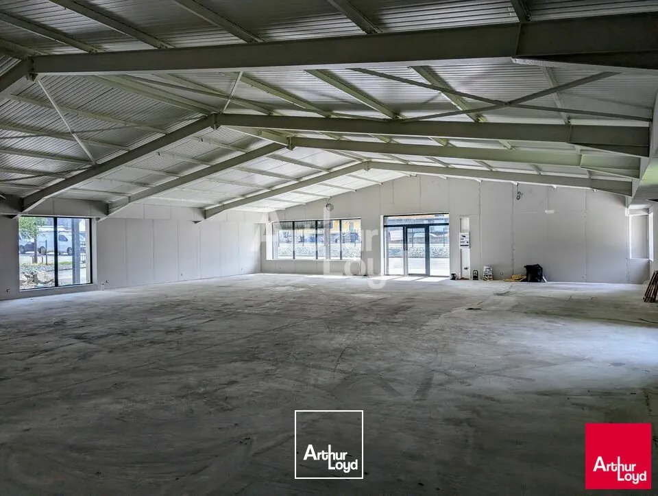 Locaux commerciaux - Vente - LA MEZIERE - 35520 - 660-660 - 7858625