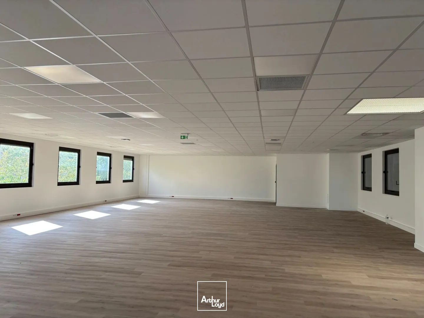 Locaux d'activité & Entrepôts - Location - CERGY - 95800 - 414-828 - 7858972