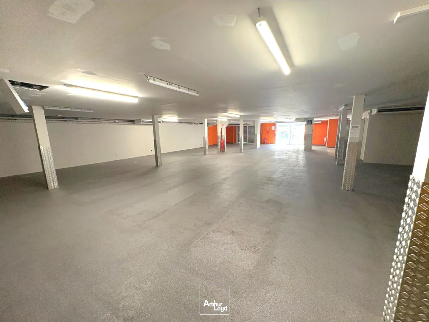 Bureaux - Vente - MARSEILLE - 13004 - 0-767.27 - 7859054