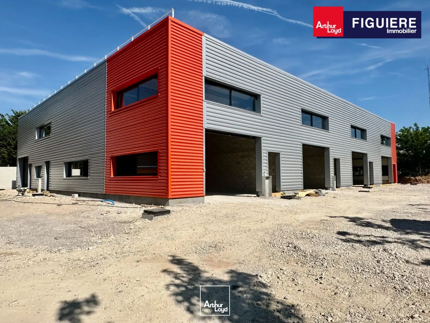 Locaux d'activité & Entrepôts - Location - EGUILLES - 13510 - 115-615 - 7869713