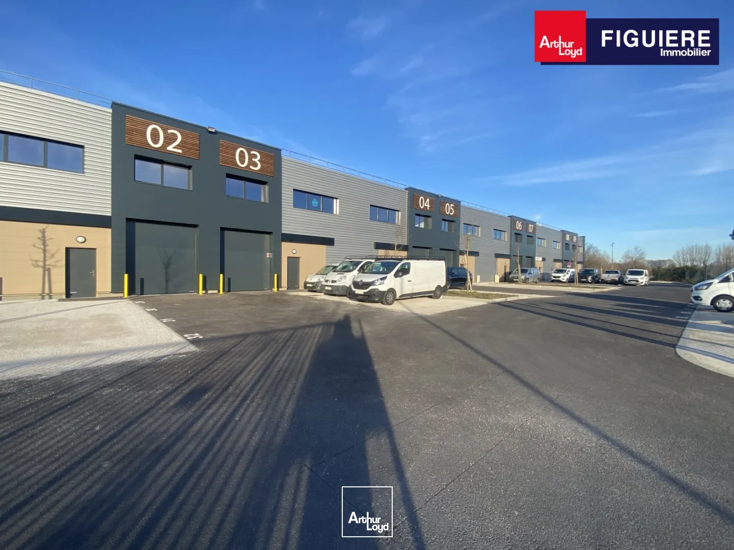 Locaux d'activité & Entrepôts - Location - MEYREUIL - 13590 - 242-242 - 7869846