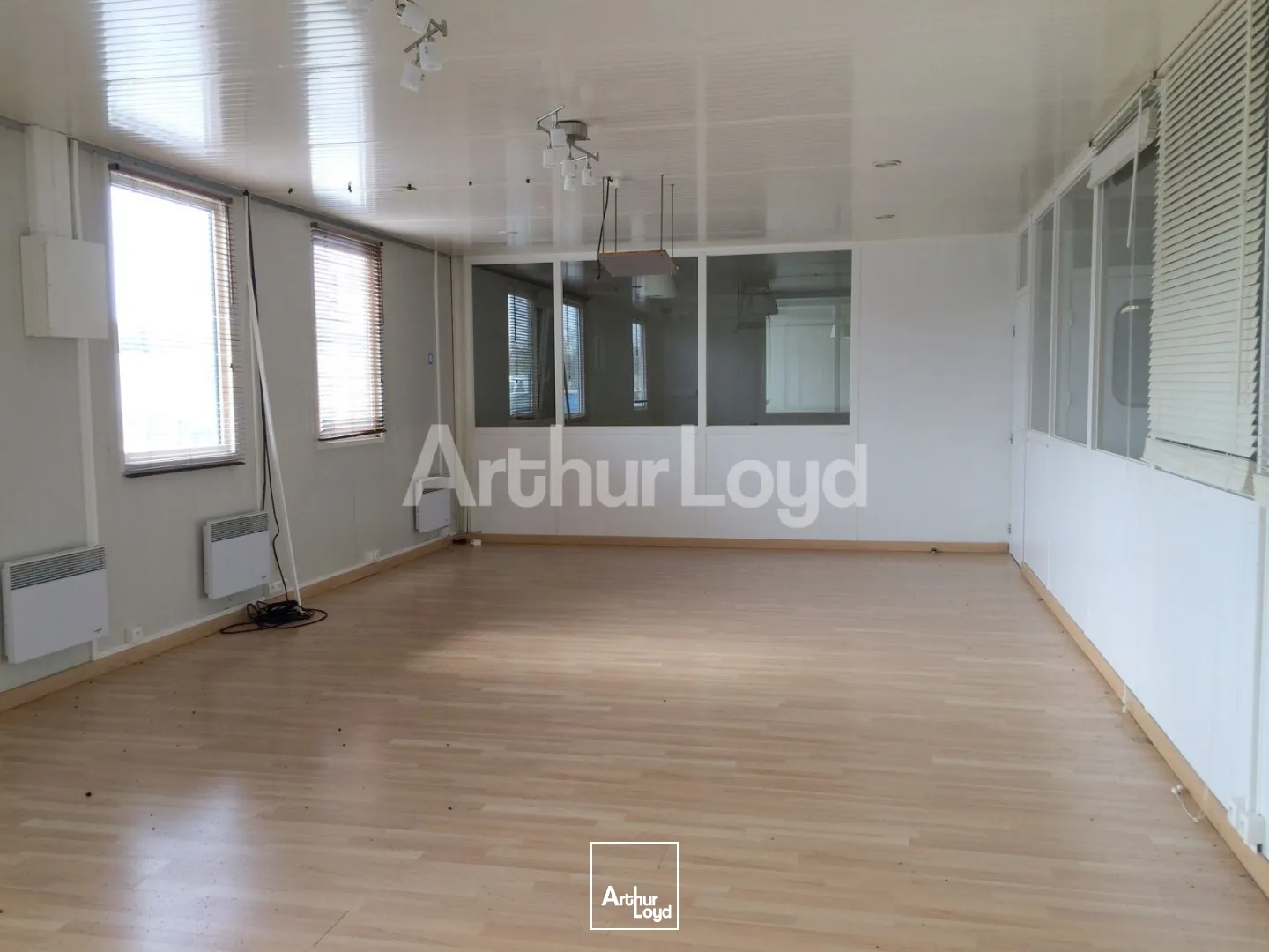 Locaux d'activité & Entrepôts - Location - MONCHY LE PREUX - 62118 - 350-350 - 7871281