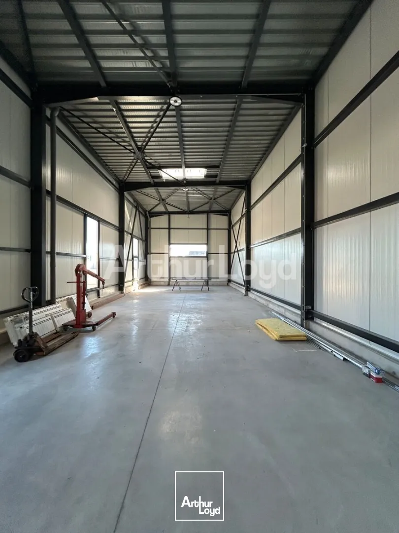Locaux d'activité & Entrepôts - Location - PETITE FORET - 59494 - 168-168 - 7872719