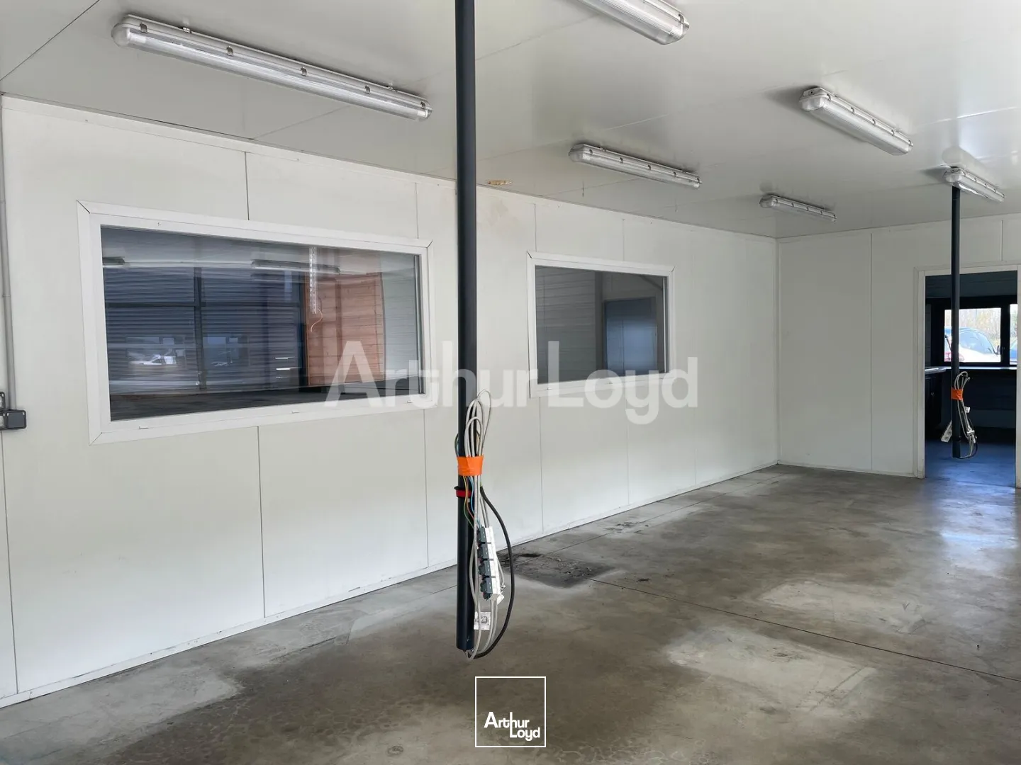 Bureaux - Location - LEULINGHEM - 62500 - 640-640 - 7872963