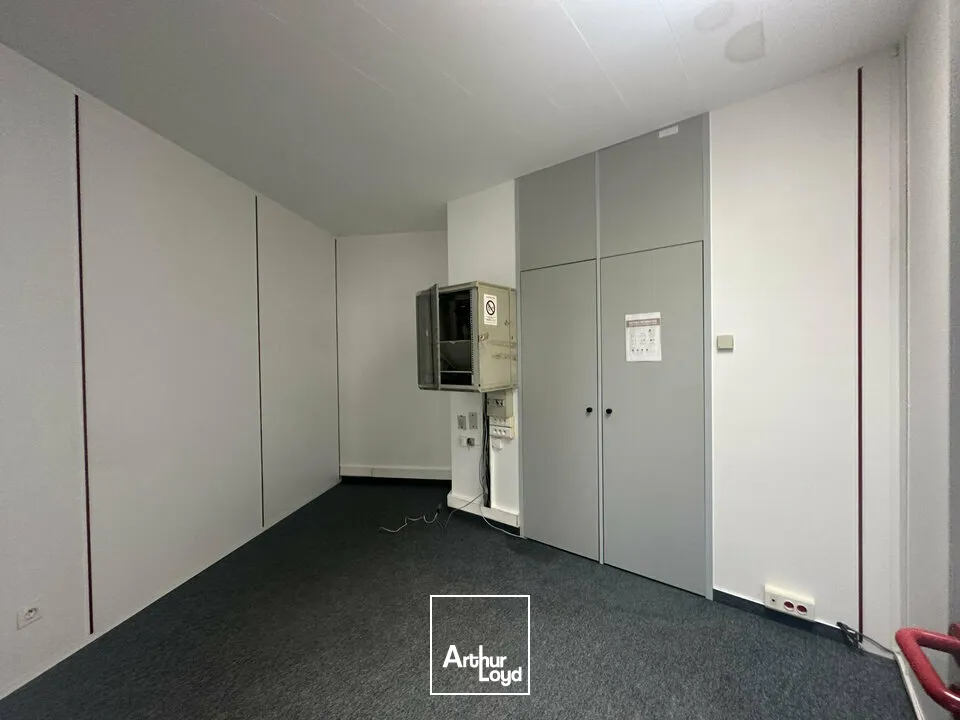 Bureaux - Location - ILLKIRCH GRAFFENSTADEN - 67400 - 122-122 - 7876621